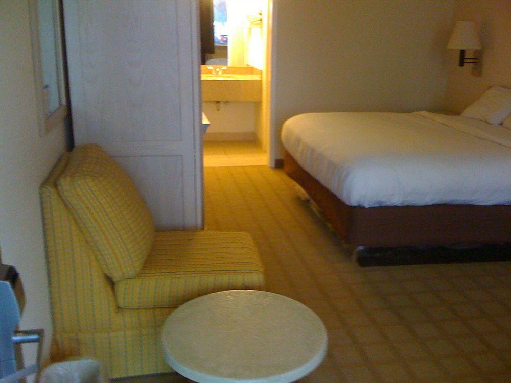 Americas Best Value Inn Hobby Airport Houston Exteriör bild