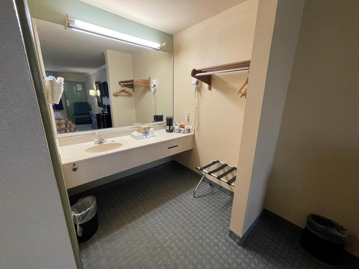 Americas Best Value Inn Hobby Airport Houston Exteriör bild